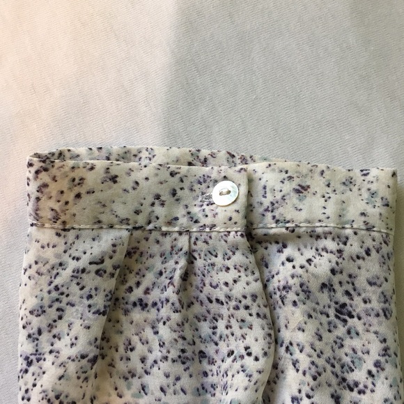 Violet & Claire Blouse - Picture 7 of 8